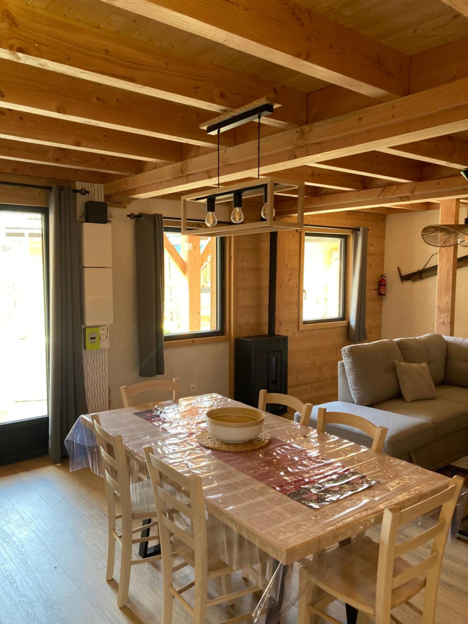 Grange Nere Le Clos Des Ours Matemale Exteriör bild